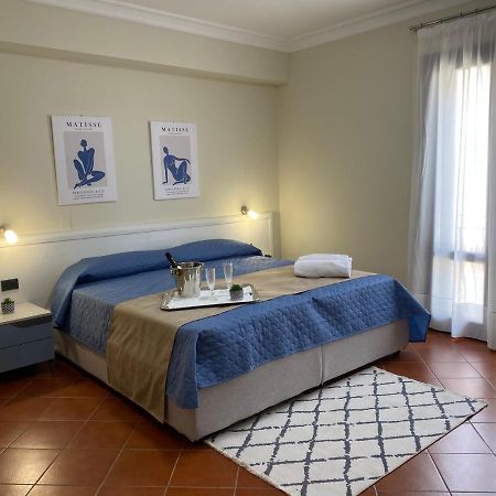 Scala Dei Turchi Palace Suites Realmonte Bagian luar foto